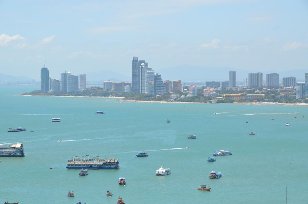 Lotus Art Guesthouse Pattaya Ngoại thất bức ảnh