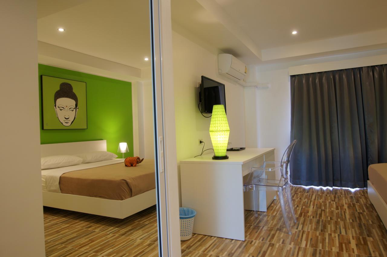 Lotus Art Guesthouse Pattaya Ngoại thất bức ảnh